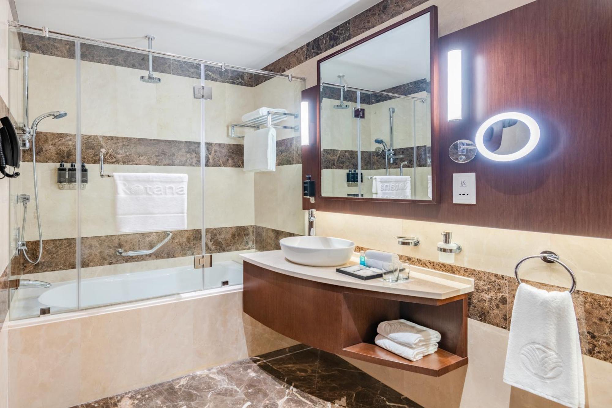 فندق Riviera Rayhaan By Rotana